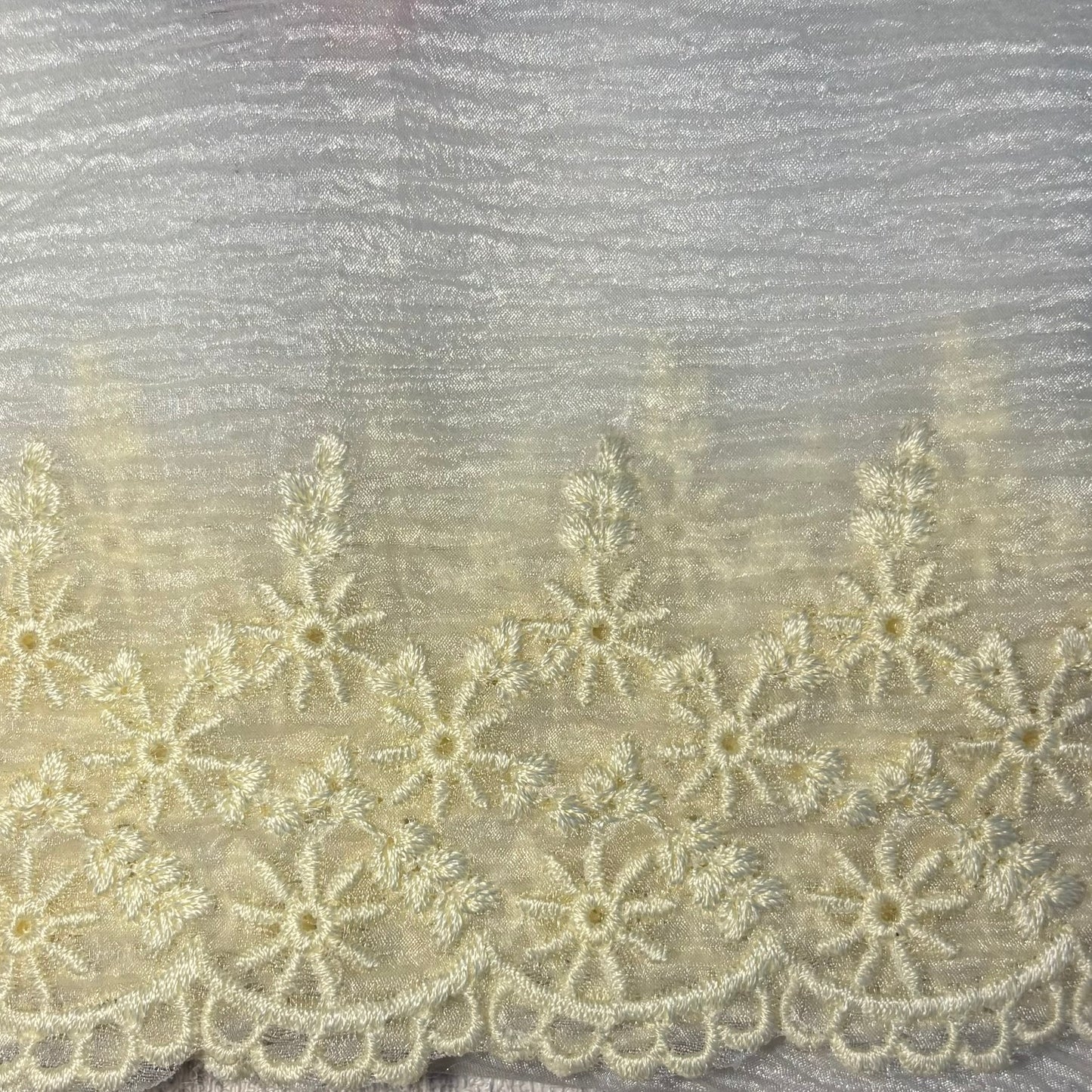 White Pure crush Georgette chiffon Saree