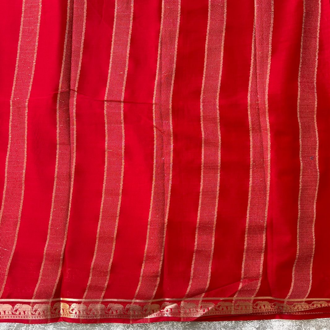 Red Elephant boarder Mysore Crape Semi