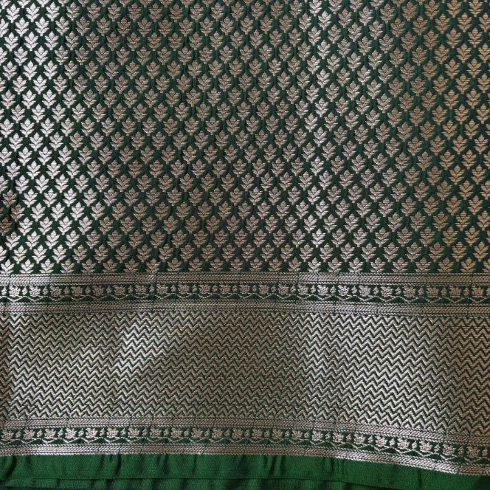 Green banarasi butti katan silk saree