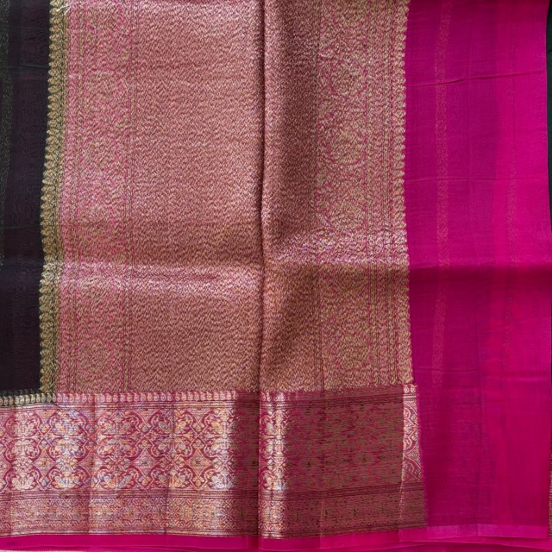 Pure kora antique Green and Rani pink saree