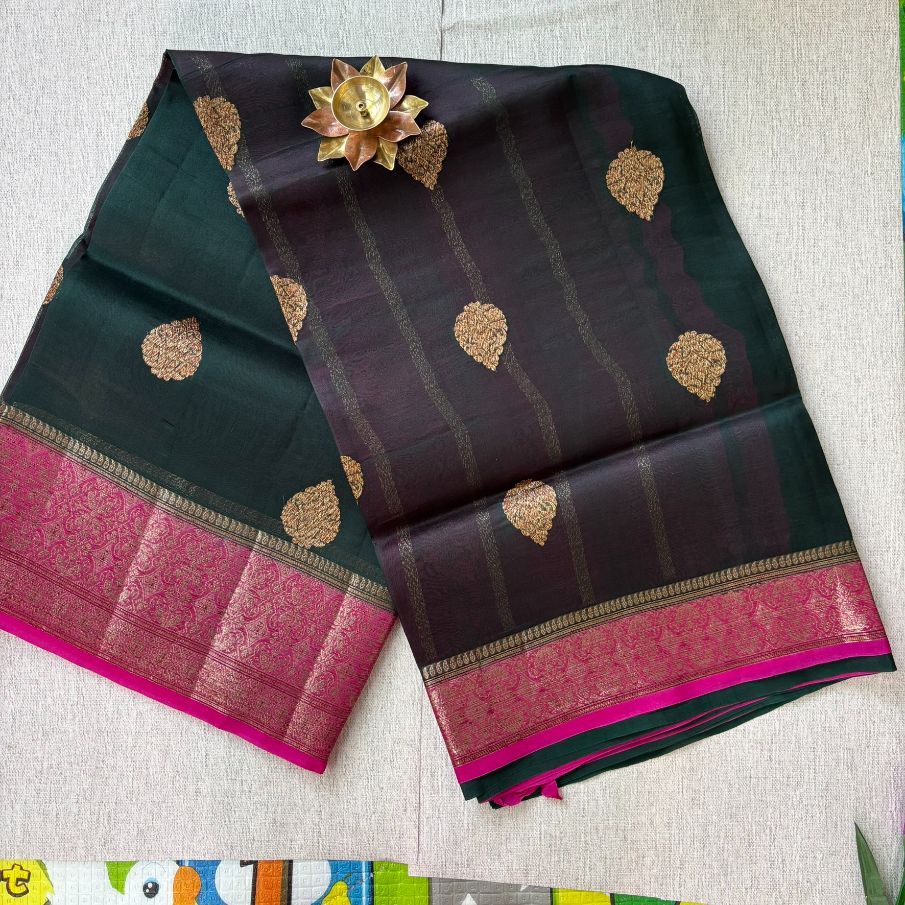 Pure kora antique Green and Rani pink saree