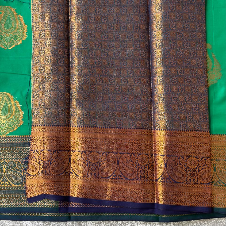 Green semi kanchi saree